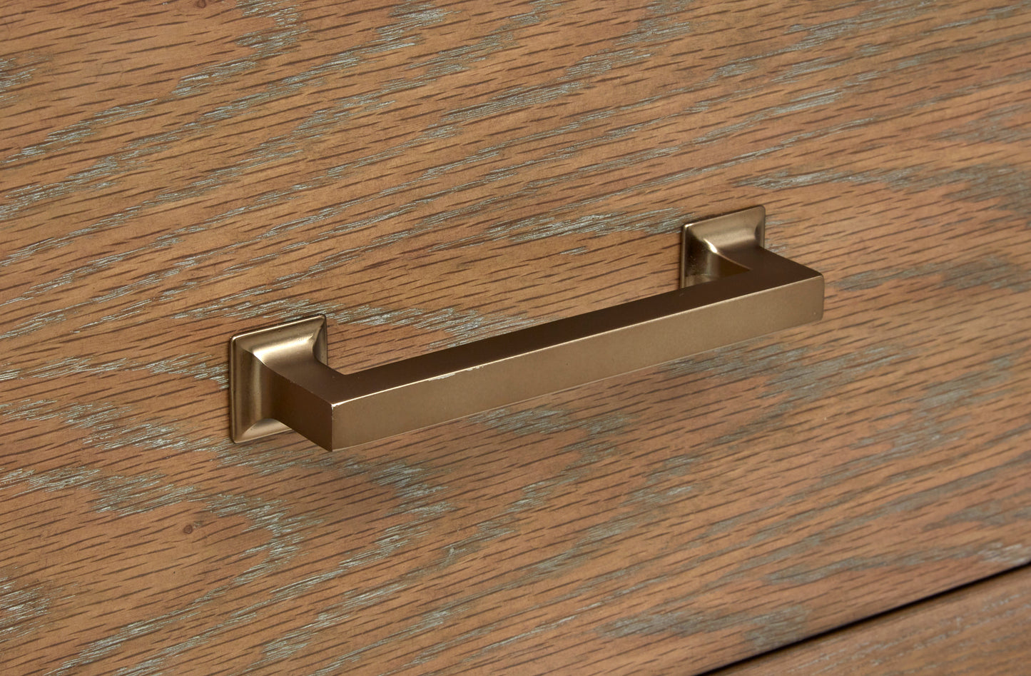 Lindon Bedroom Collection