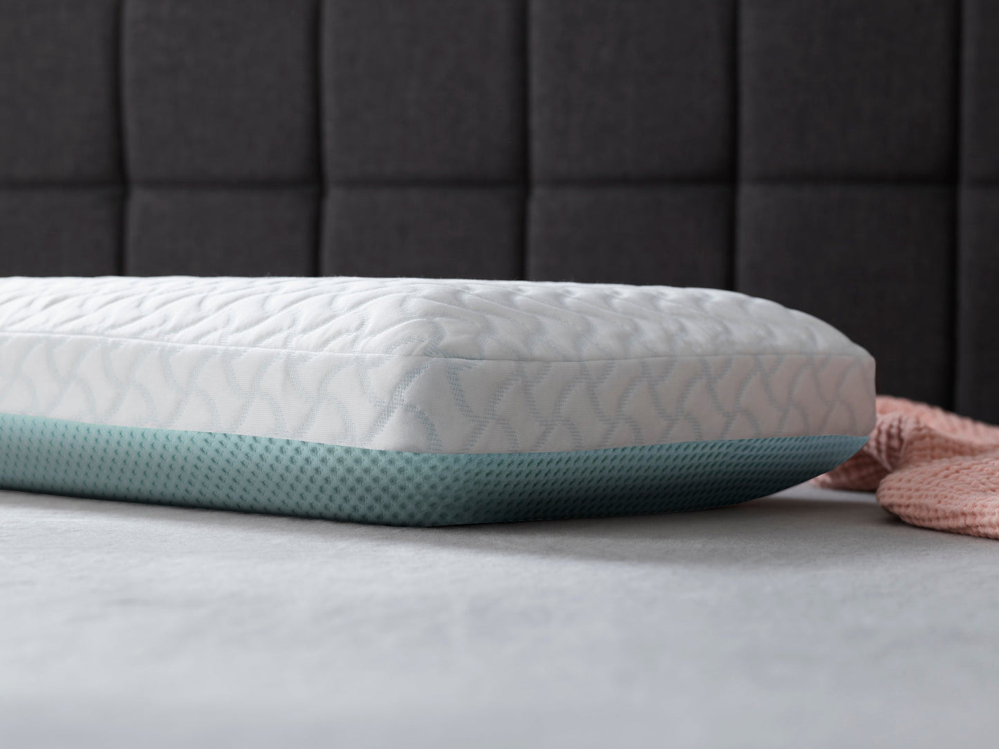 Tempur-Adapt Cloud + Cooling Pillow