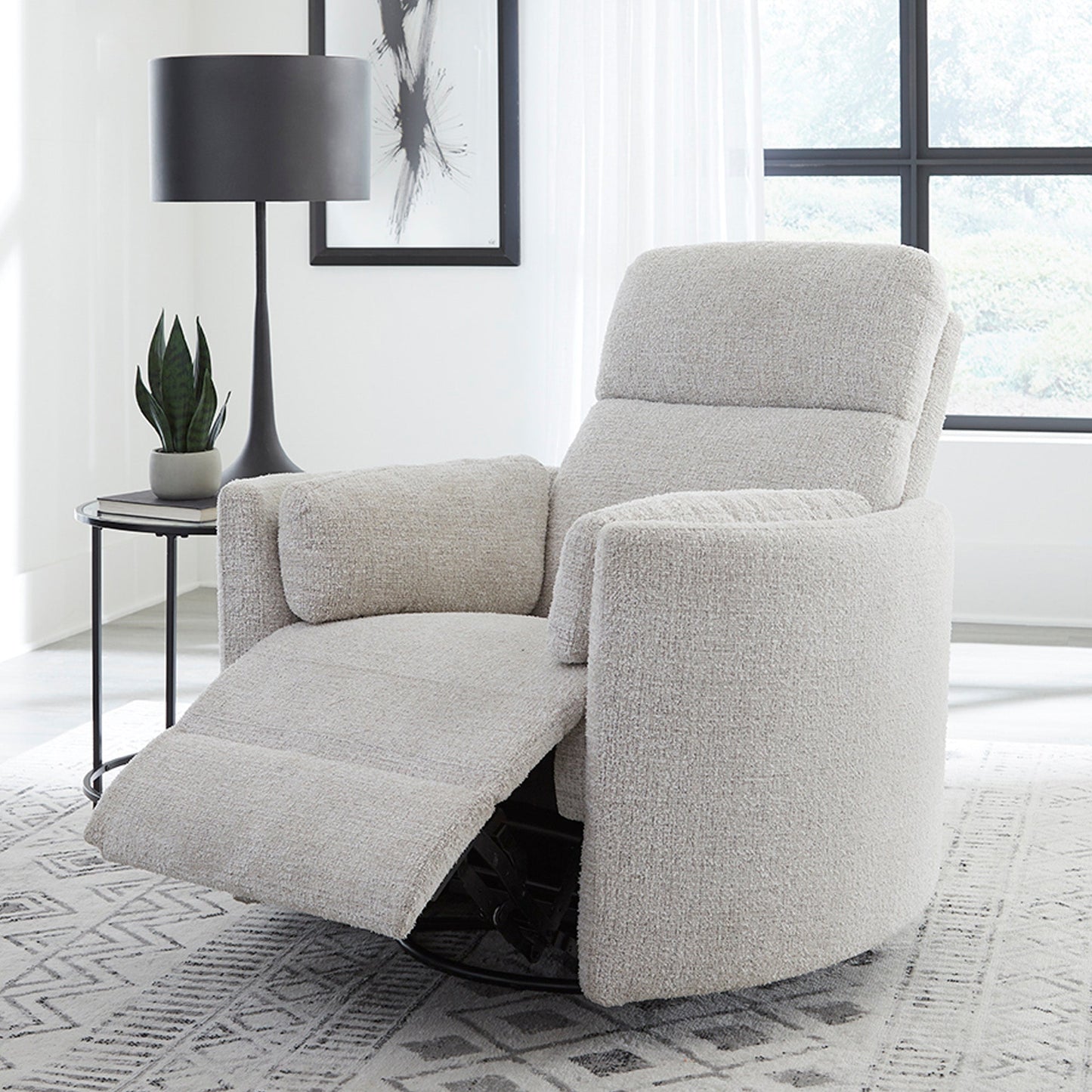 Radius Manual Swivel Glider Recliner