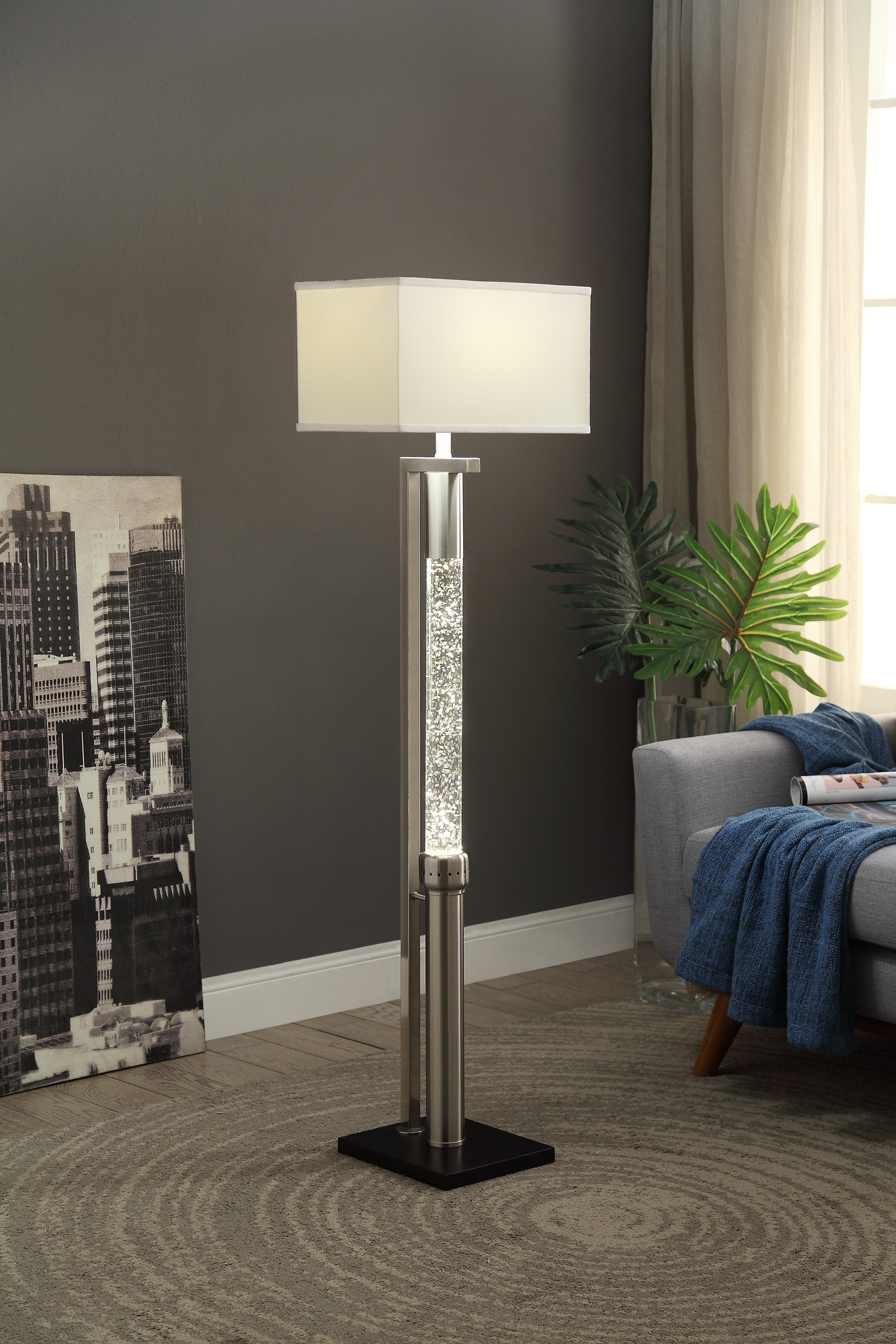 Noura Floor Lamp, 16" W